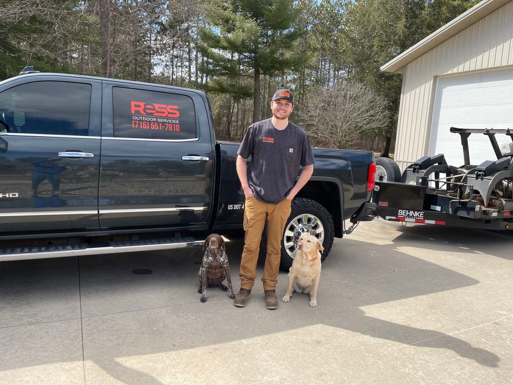 About Ress Outdoor Services